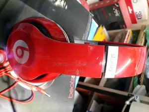 Studio Headphone (Wired)