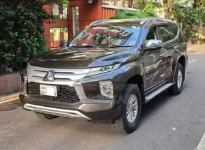 Mitsubishi Pajero Sport GLS 2019 Gray