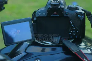 ডিএসএলআর ক্যামেরা