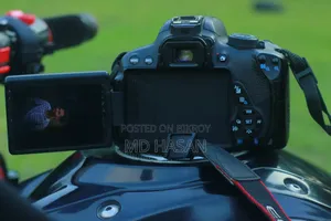 DSLR Camera