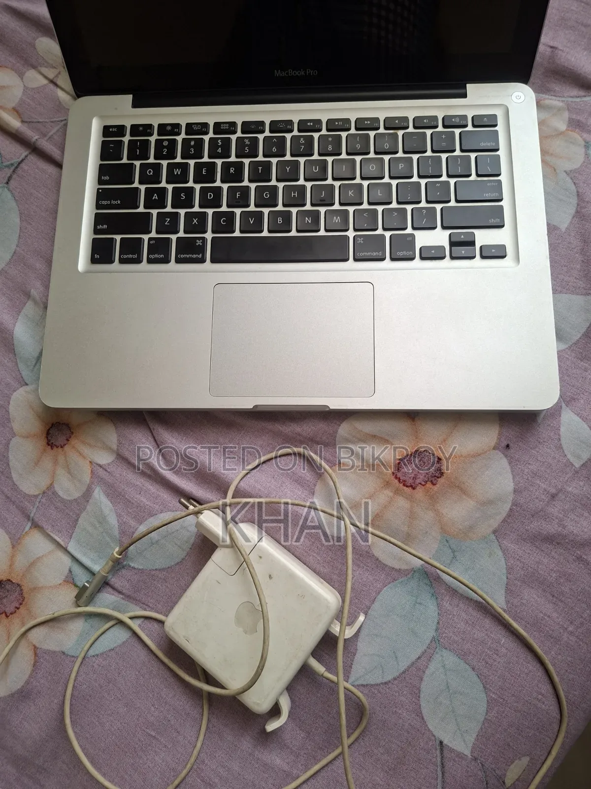 Laptop Apple MacBook Pro 8GB Intel Core I5 SSD 750GB