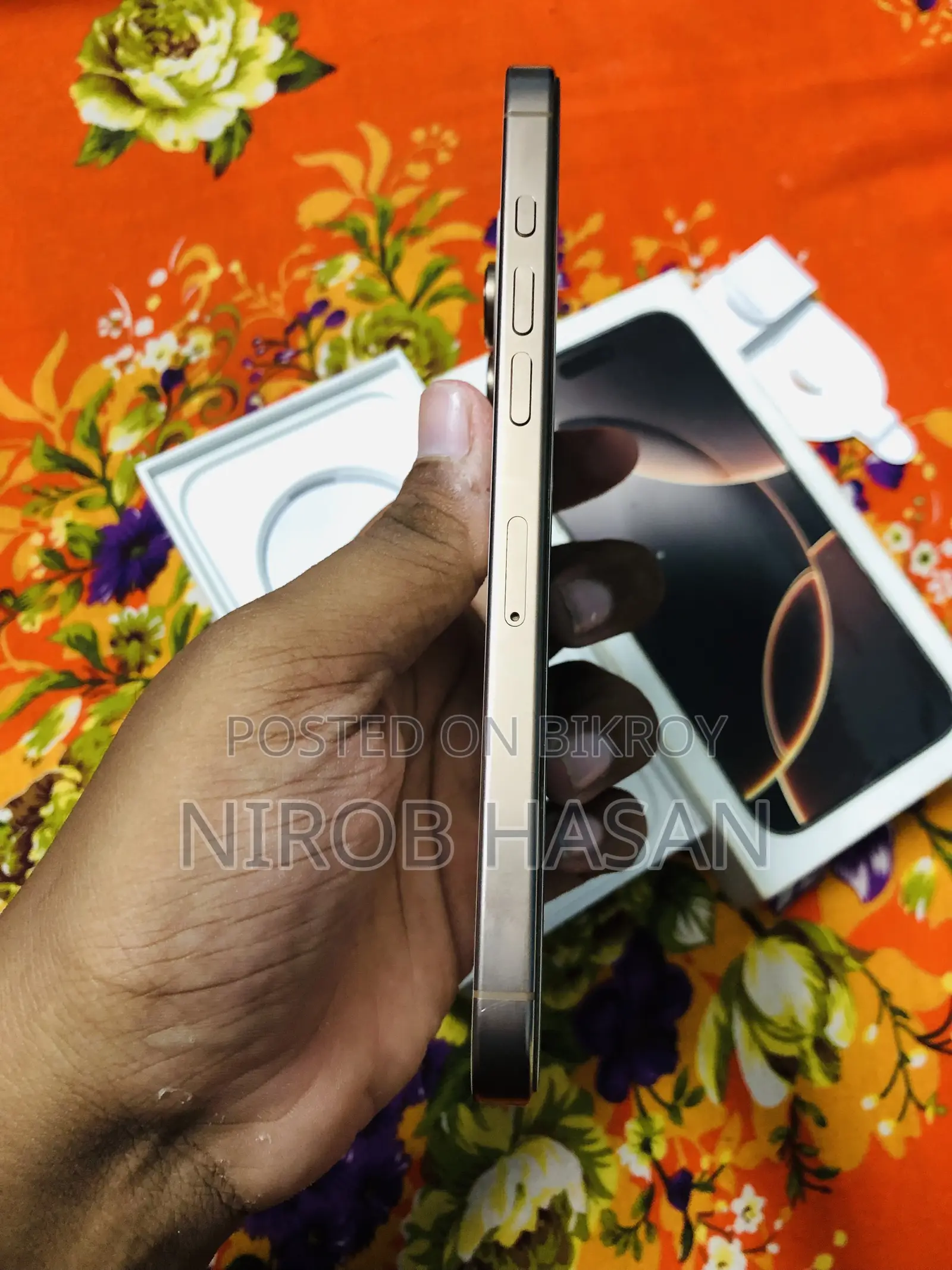Apple iPhone 16 Pro Max 256 GB Gold