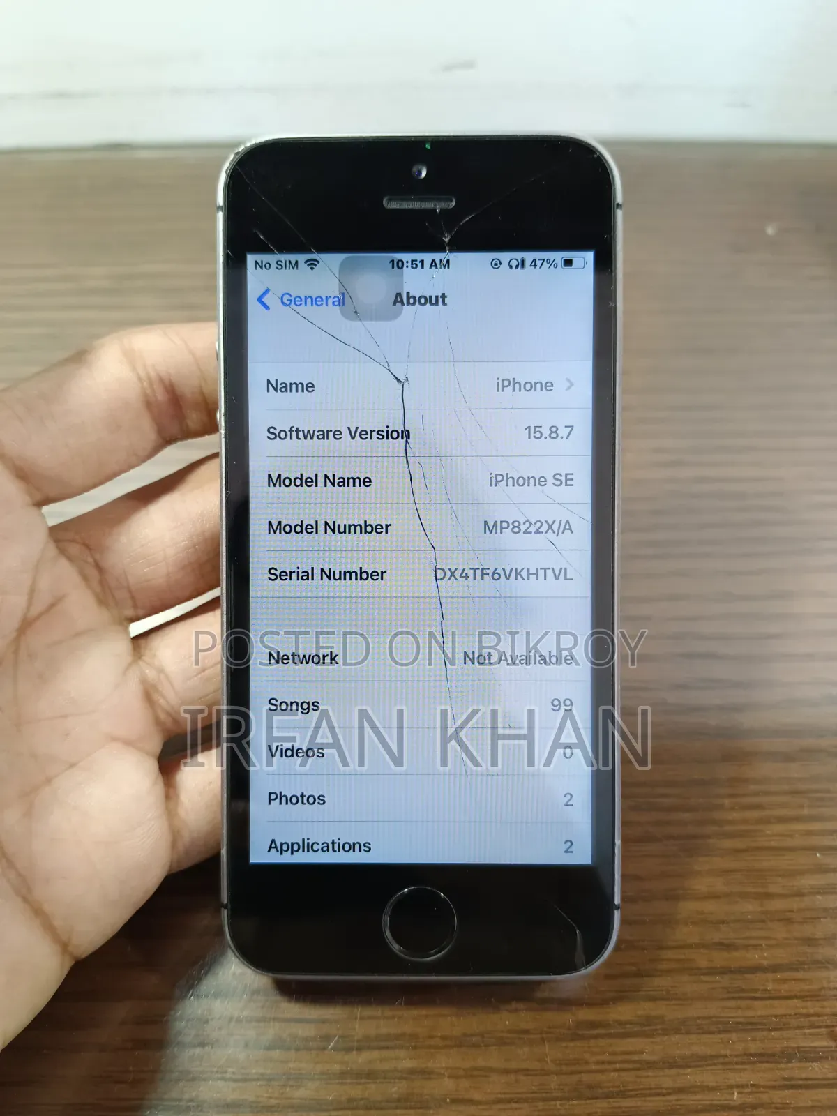 Apple iPhone SE 32 GB Black