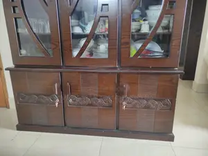 3-Door Showcase