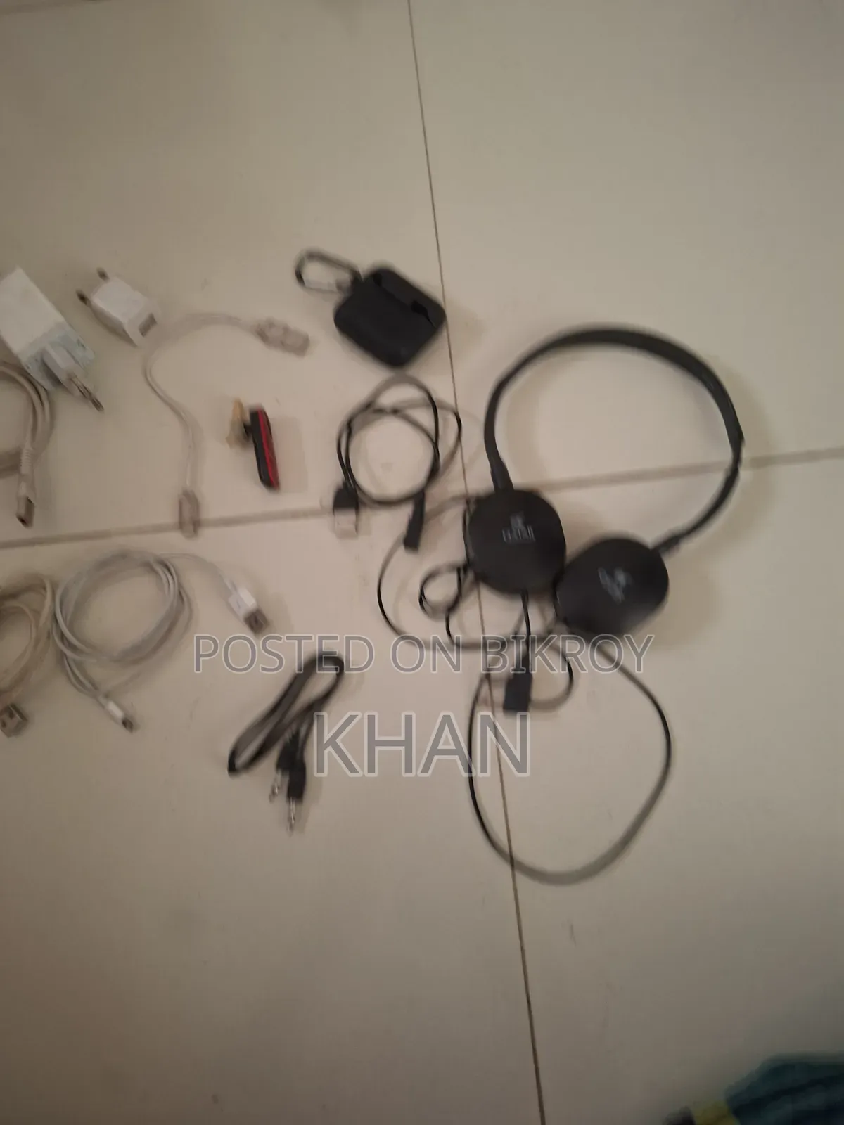 Cable, Charger, Headphones, Bluetooth Case