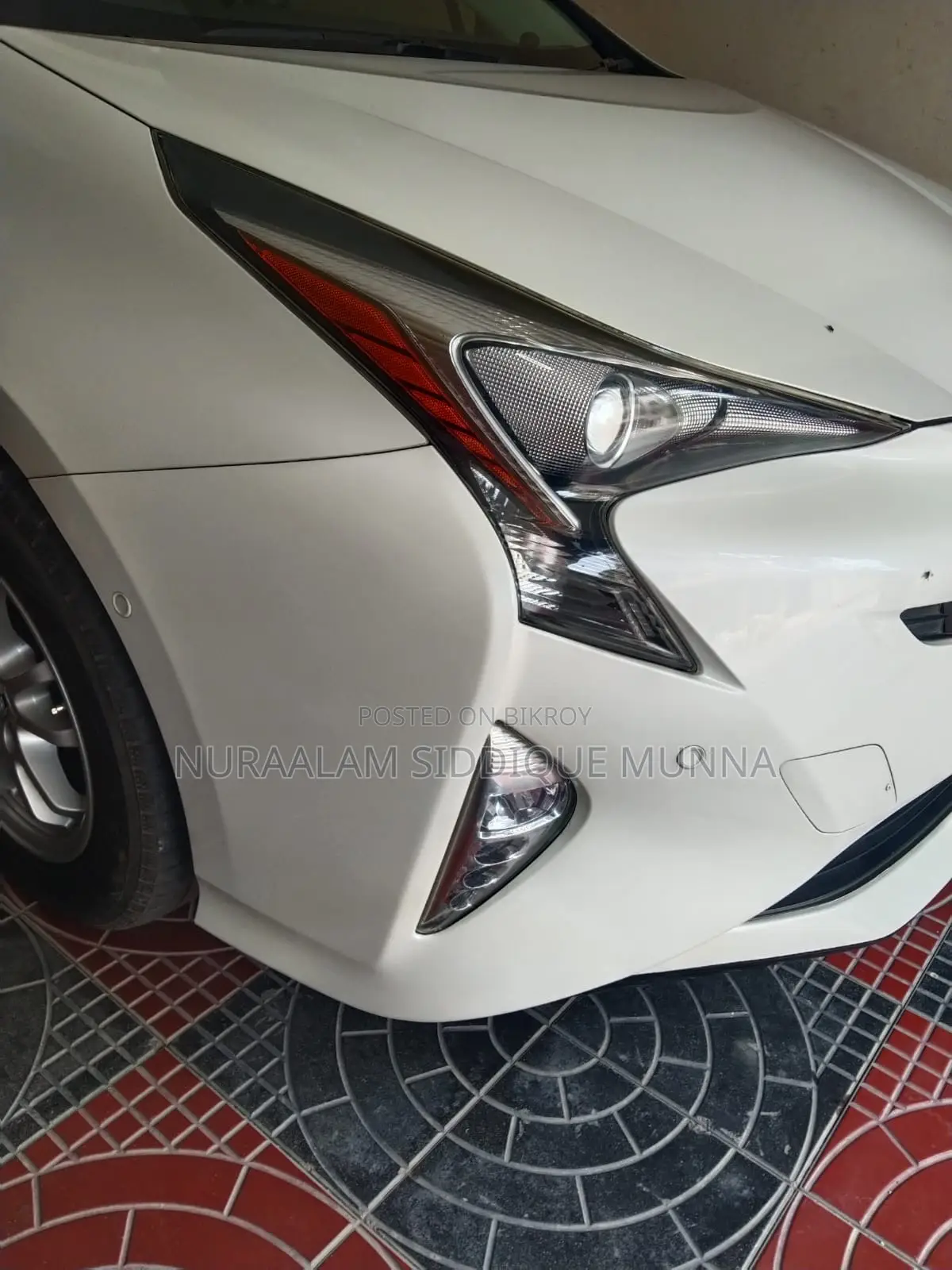 Toyota Prius 2018 Pearl