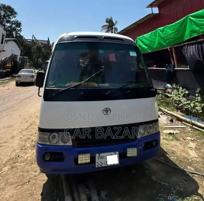 Toyota Coaster 2011 Green