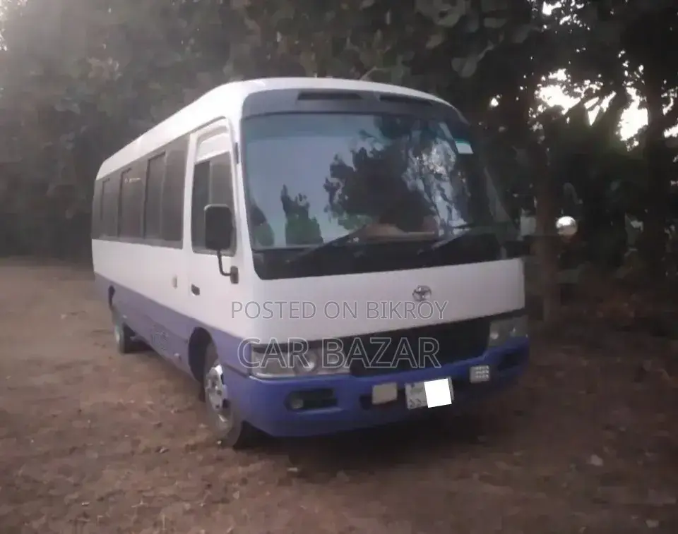 Toyota Coaster 2011 Green