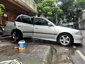 Toyota Carina 1.6 FWD Sedan 1999 Silver