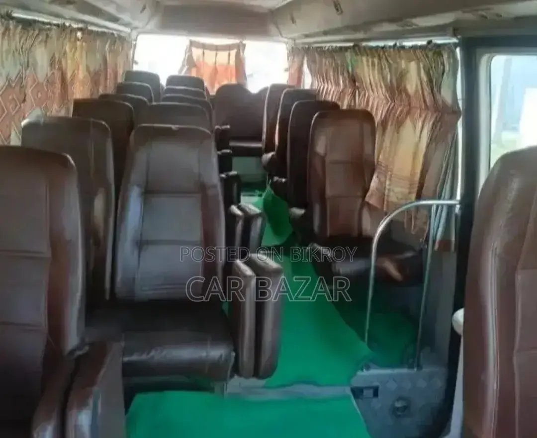 Toyota Coaster 2011 Green