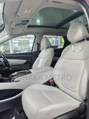 Hyundai Tucson 2021 Red
