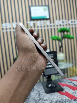 Realme 256 GB Gold