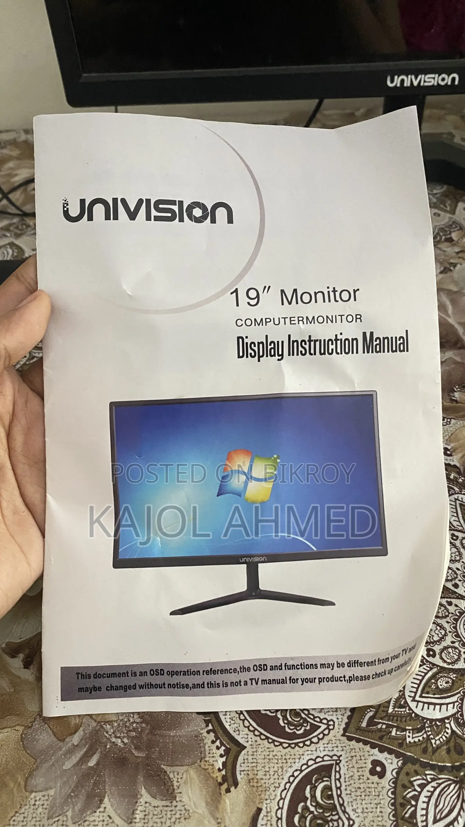 19 Inch Univision Monitor
