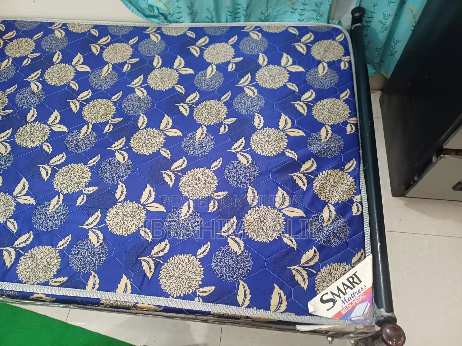 Bed With Matress 2 Person