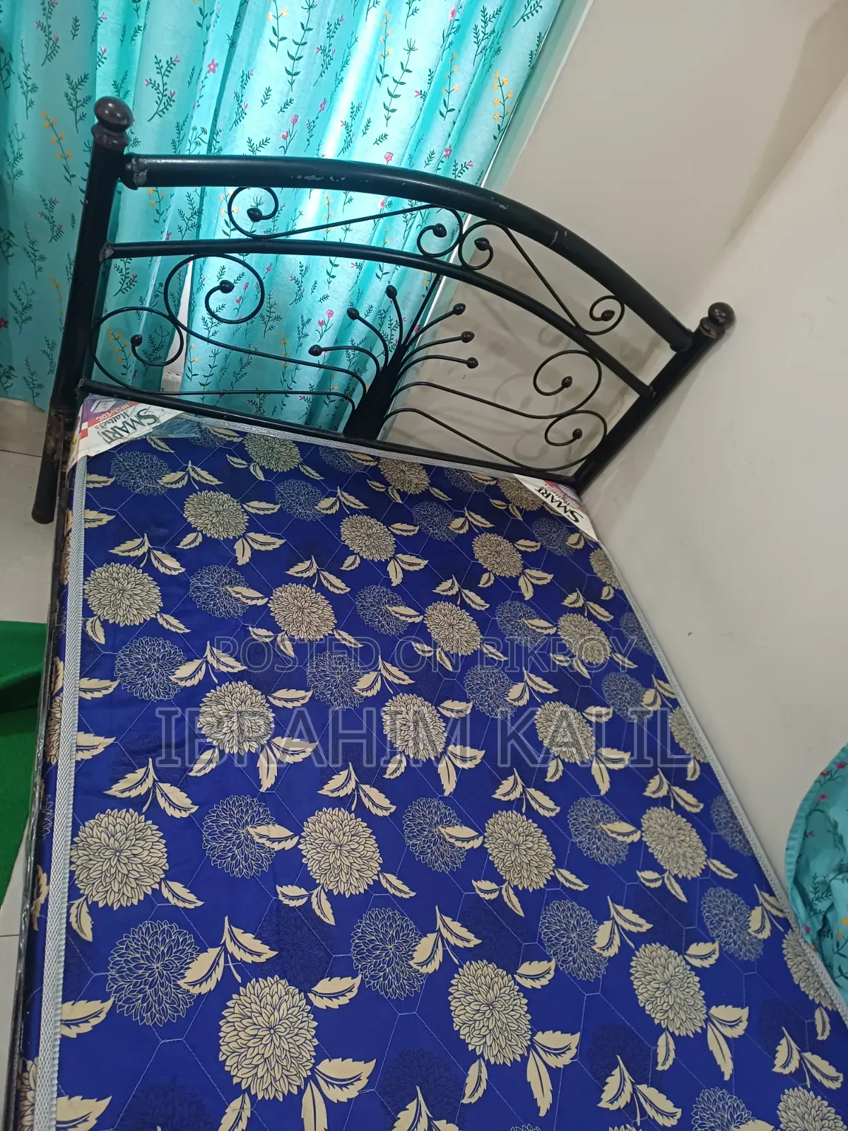 Bed With Matress 2 Person