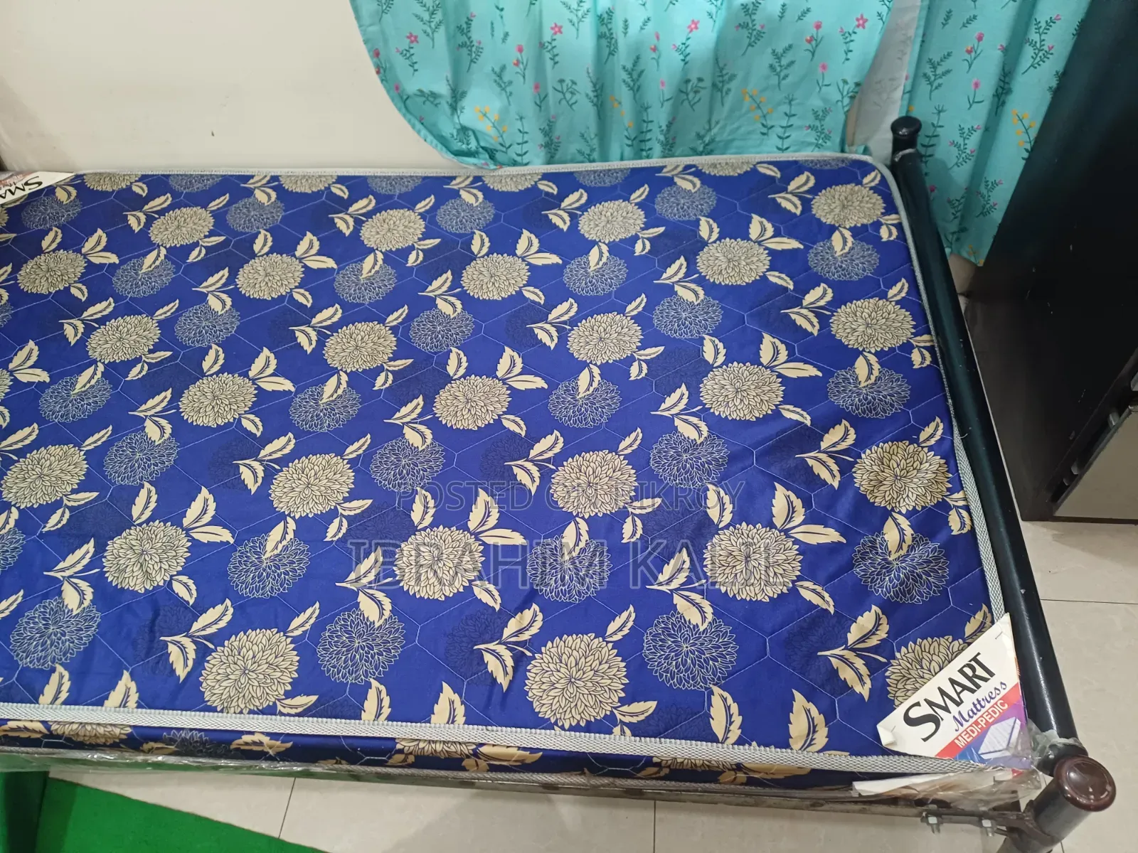 Bed With Matress 2 Person
