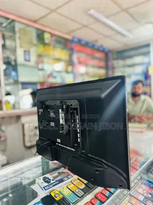 Walton Smart TV Like New Condition, With All Accessories