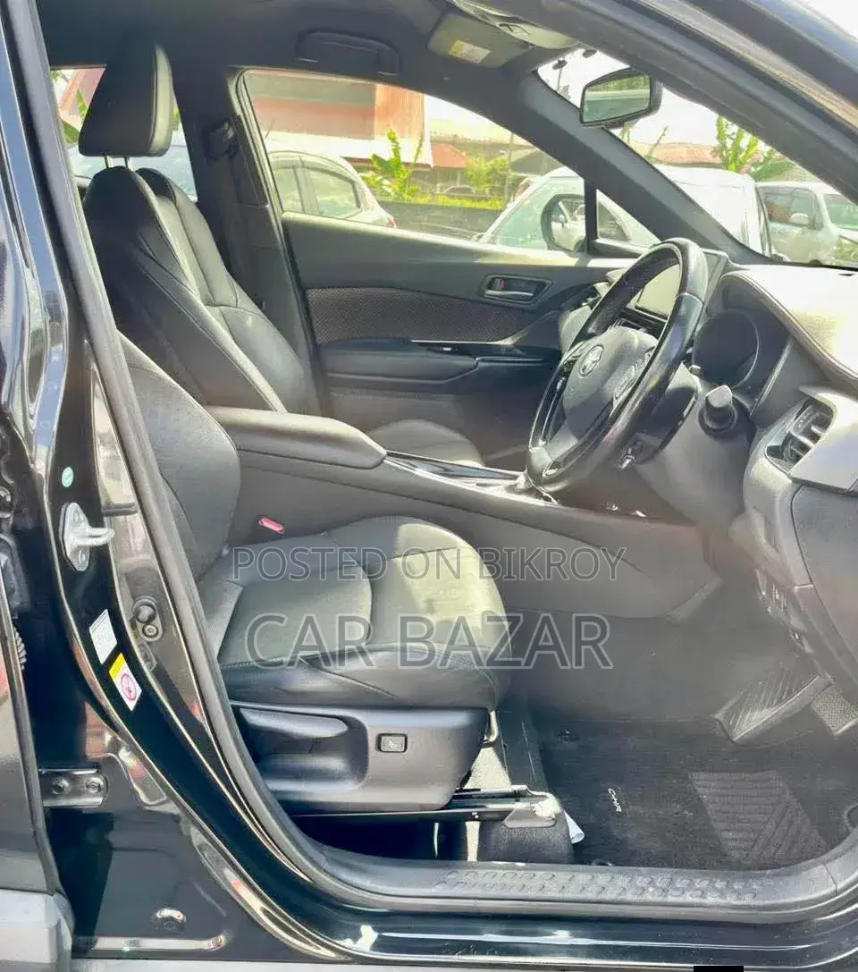 Toyota C-HR 2017 Black