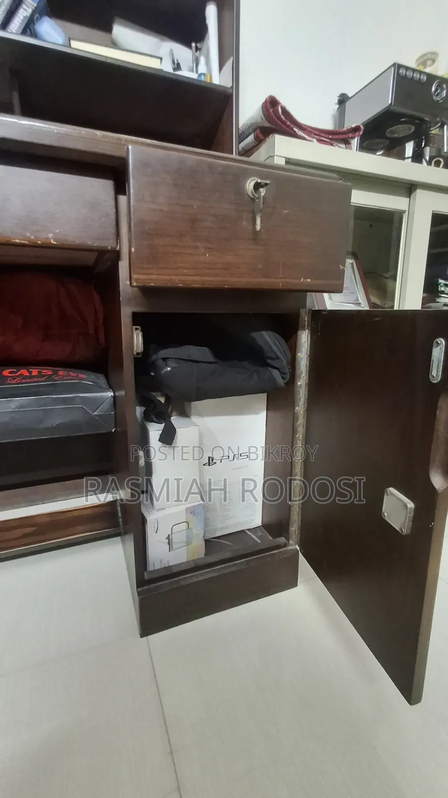 স্টাডি ডেস্ক