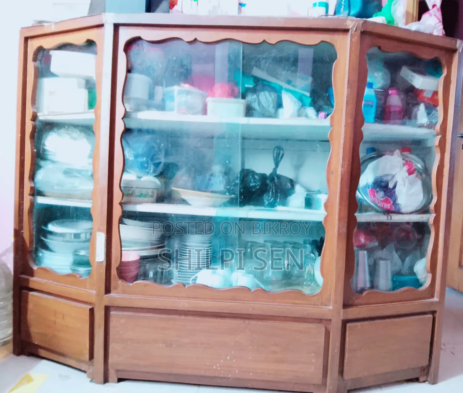 Showcase (Wooden)
