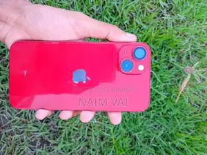Apple iPhone 13 128 GB Red