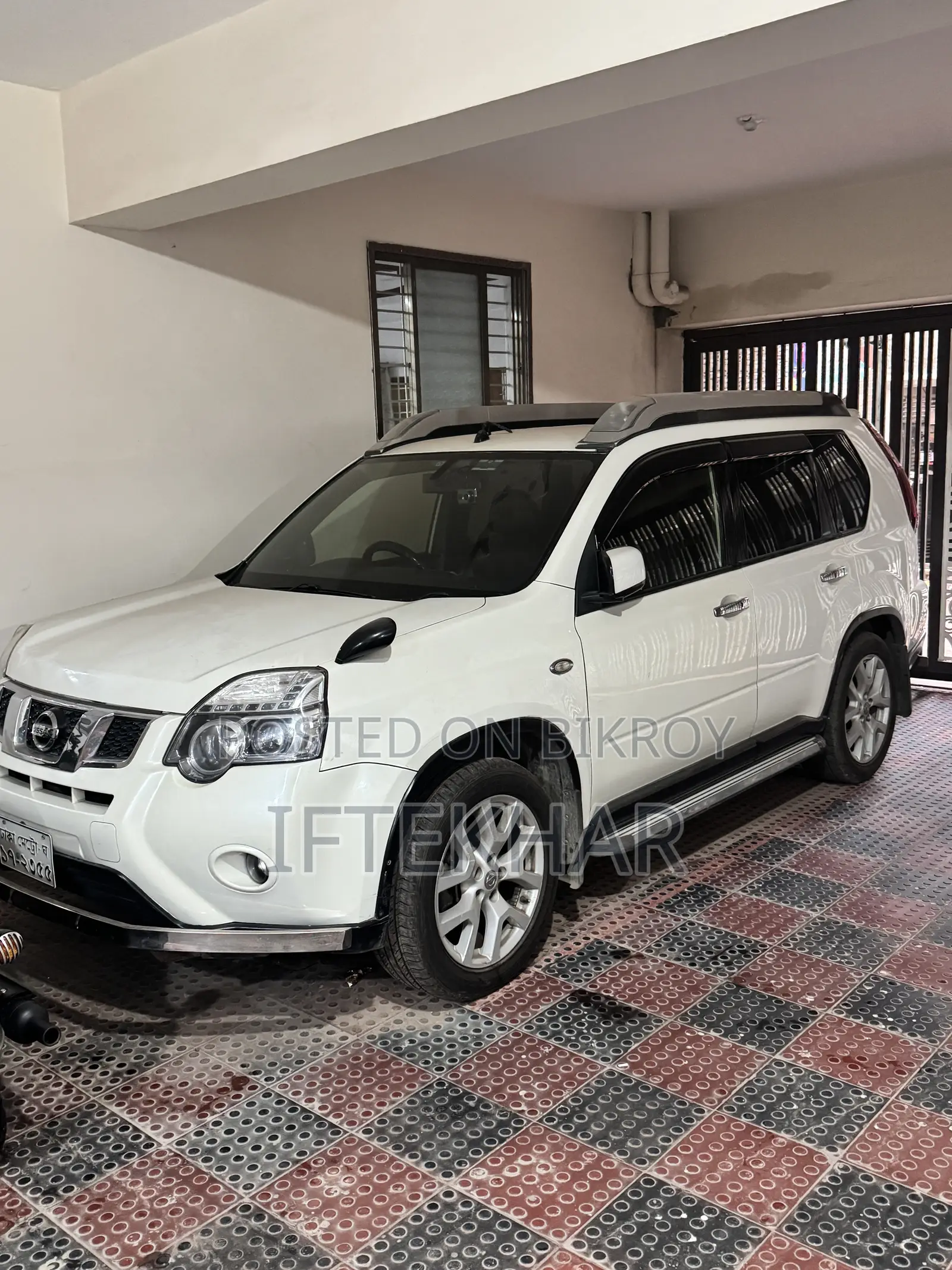 Nissan X-Trail 2.0 Petrol XE 2012 Pearl