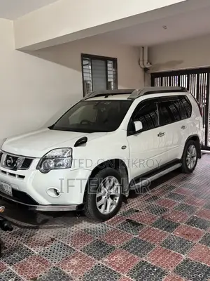 Nissan X-Trail 2.0 Petrol XE 2012 Pearl