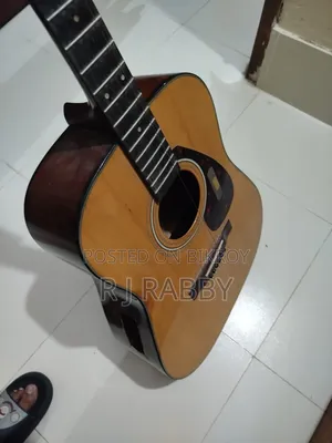 Yamaha Guitar