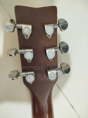 Yamaha Guitar