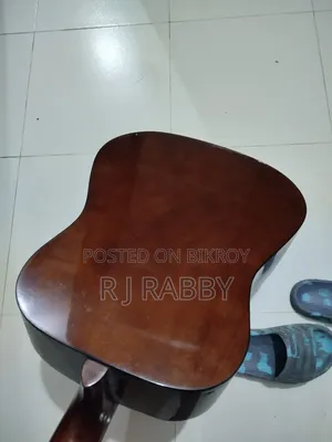 Yamaha Guitar