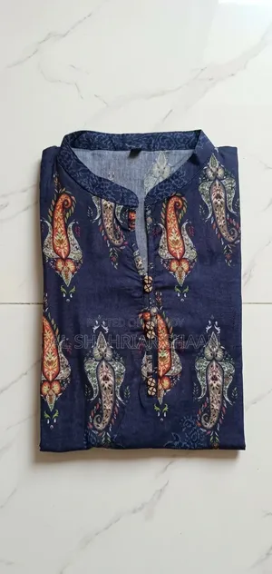 Short Kameez with Dupatta (Size 42)