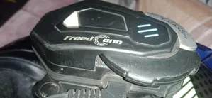 T Max Pro (Helmed Bluetooth)