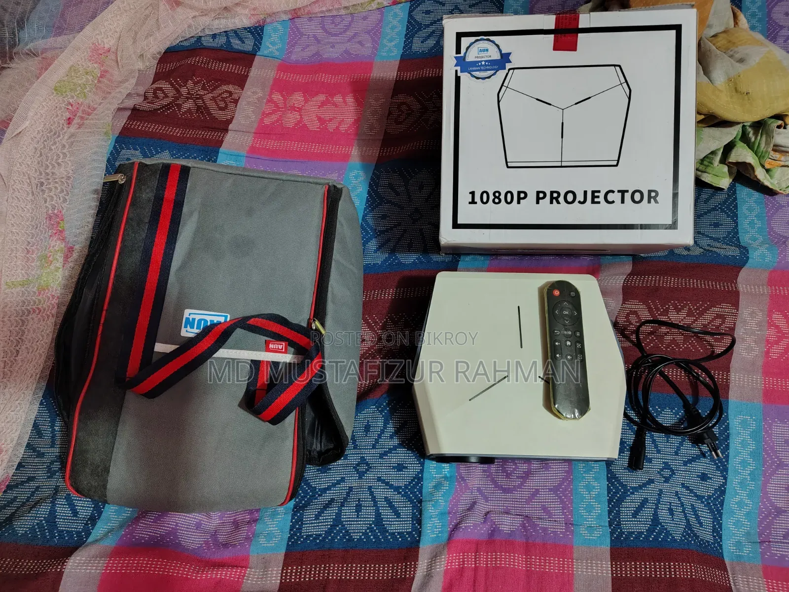 Aun A004 Pro Android Projector