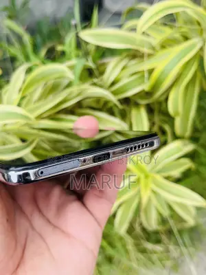 Vivo V21 128 GB Blue
