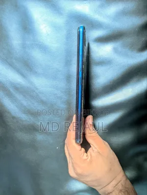 Vivo Y11 32 GB Blue