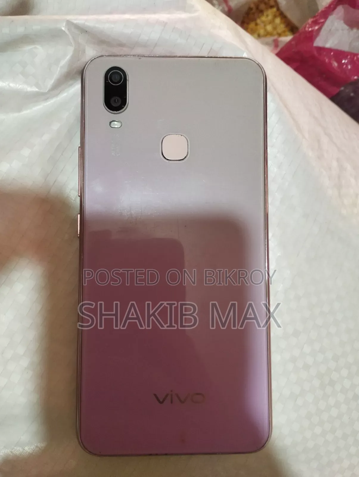 Vivo Y11 32 GB Pink