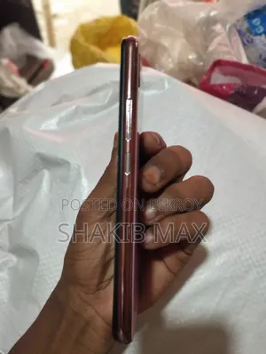 Vivo Y11 32 GB Pink
