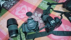 1200D Camera with Zoom Lens for Sale
