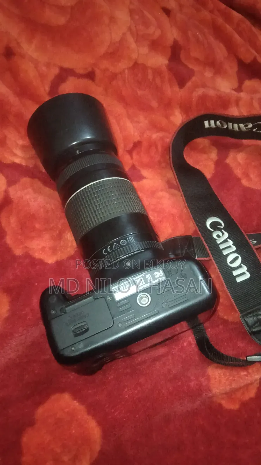 1200D Camera with Zoom Lens for Sale