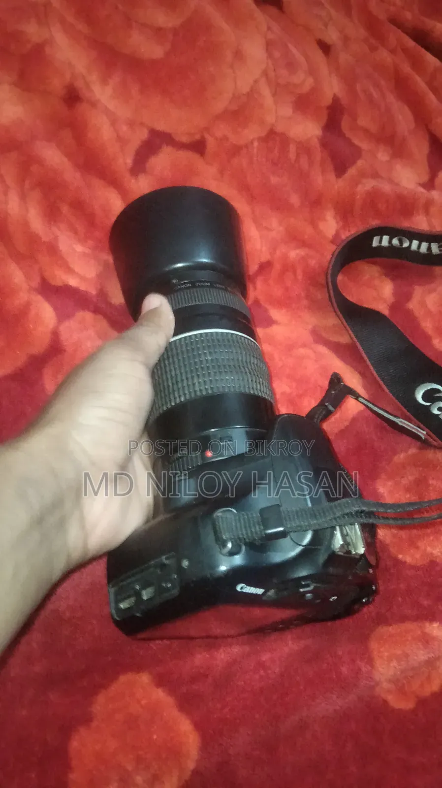 1200D Camera with Zoom Lens for Sale