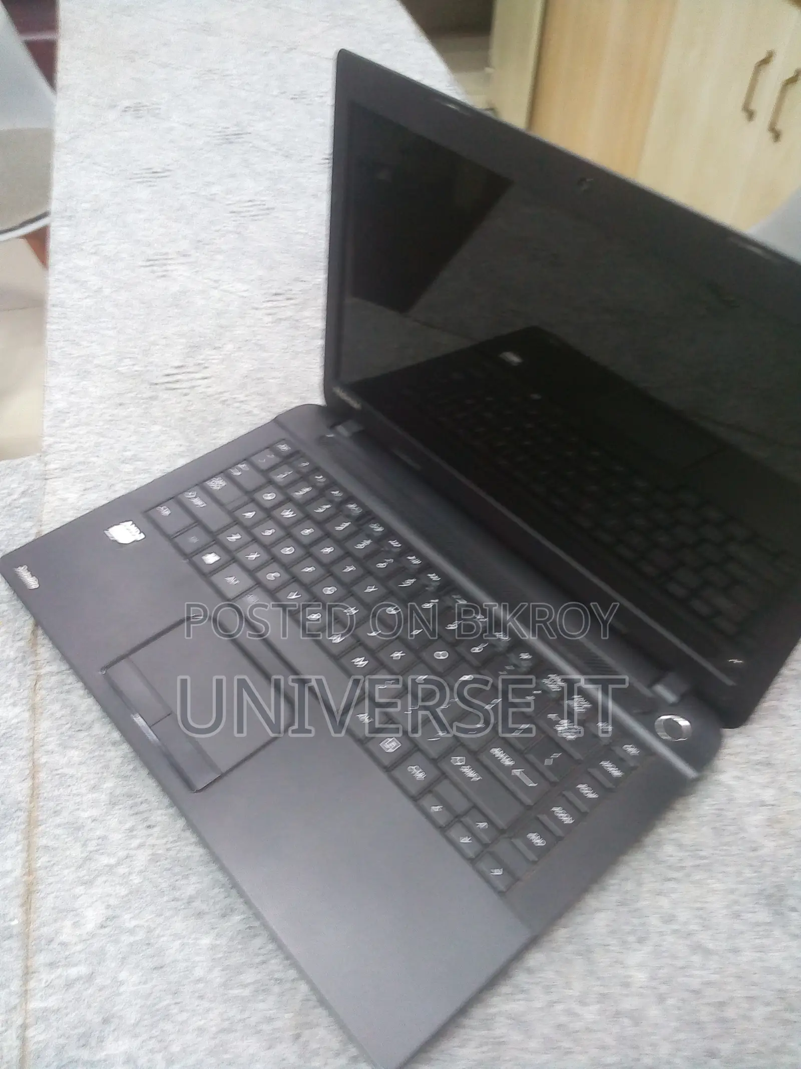 Laptop Toshiba 4GB Intel Pentium HDD 500GB