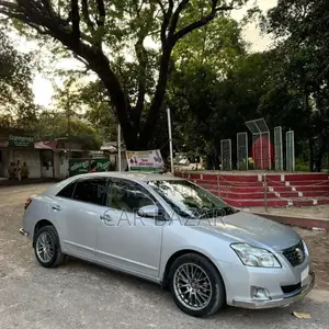 টয়োটা প্রিমিও ১.৫ এফডব্লিউডি ২০১৩ রূপালী