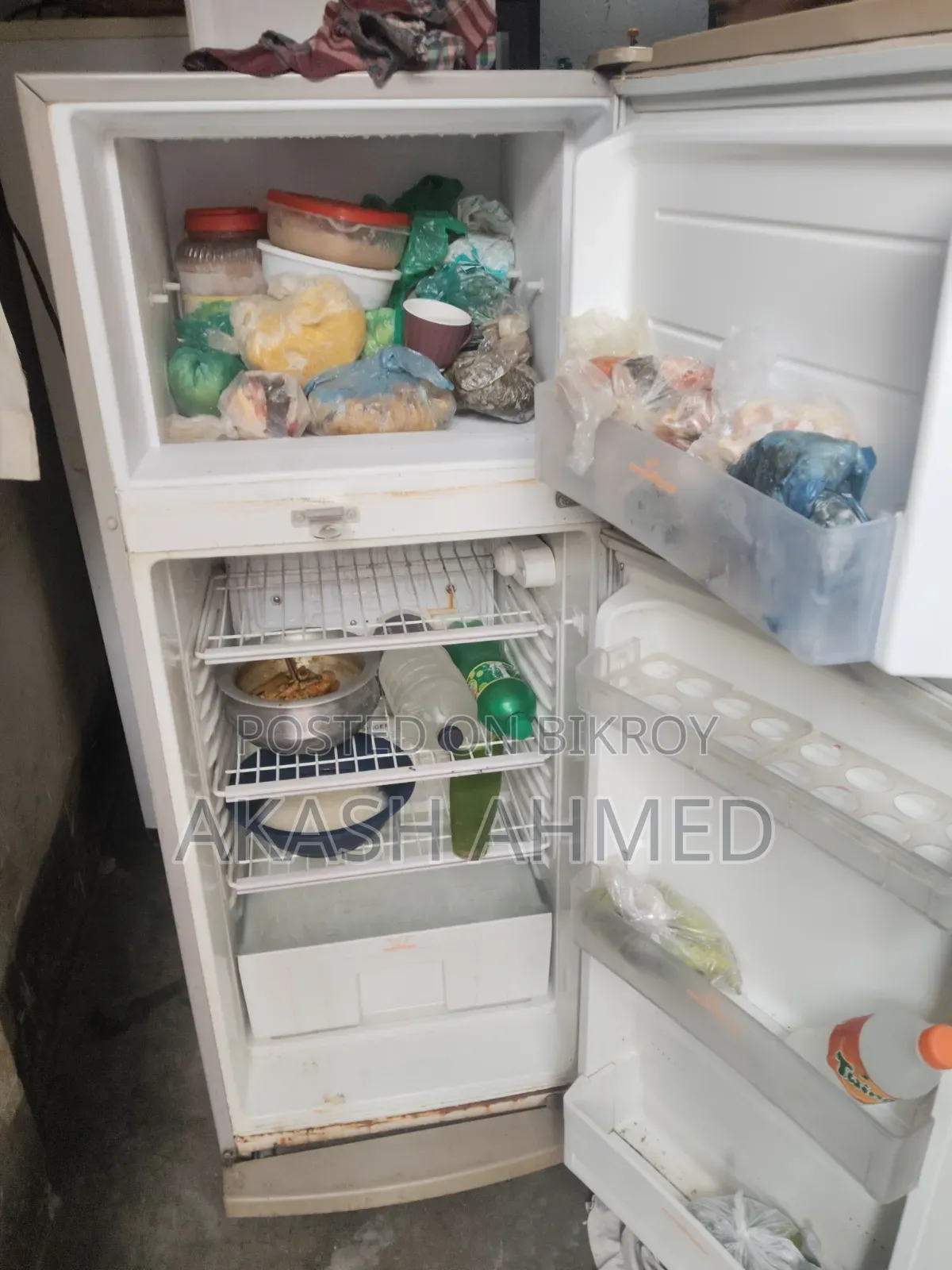 Singer Fridge