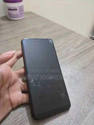 Vivo Y11 32 GB Red