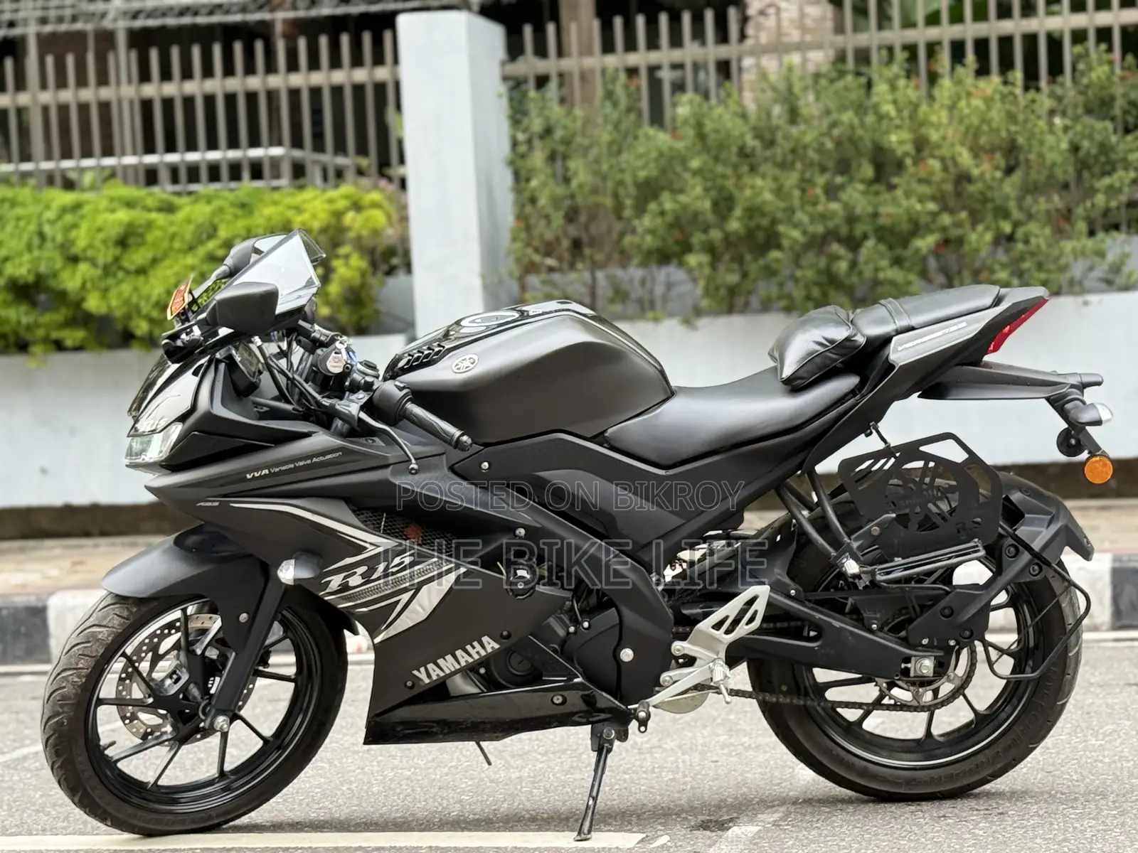 Yamaha YZF-R 2026 ব্ল্যাক