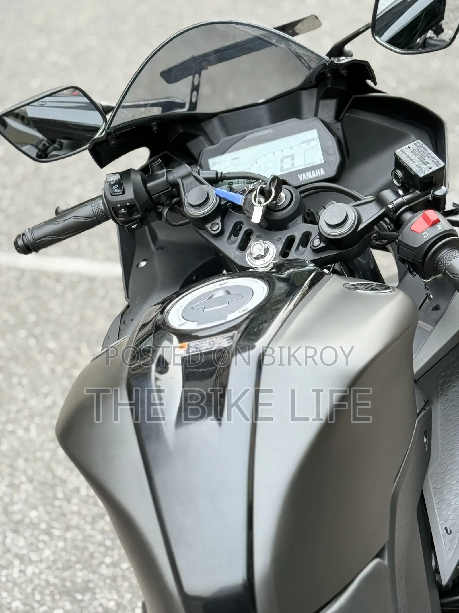 Yamaha YZF-R 2026 ব্ল্যাক