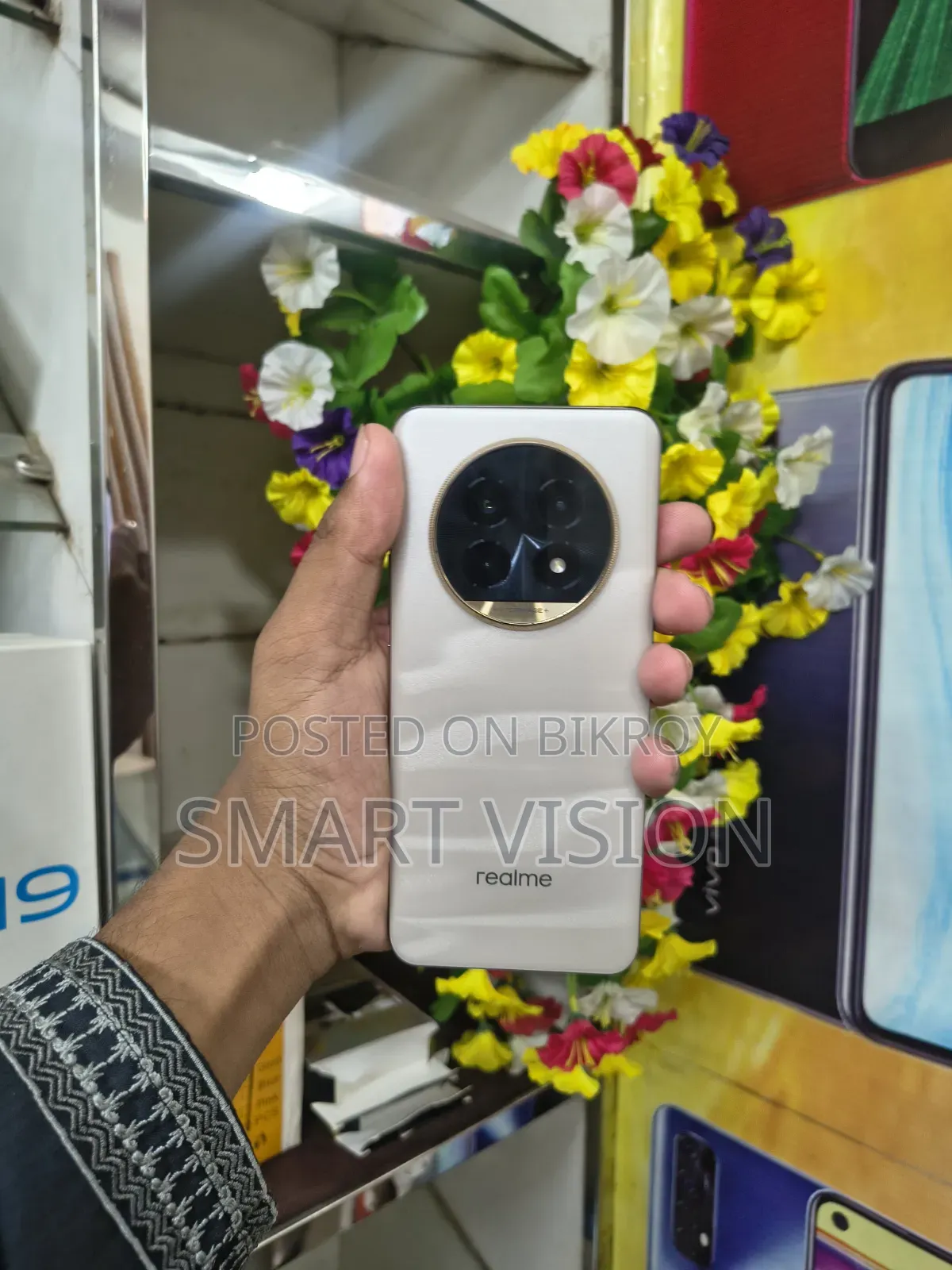 Realme 128 GB Gold