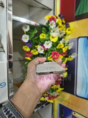 Realme 128 GB Gold