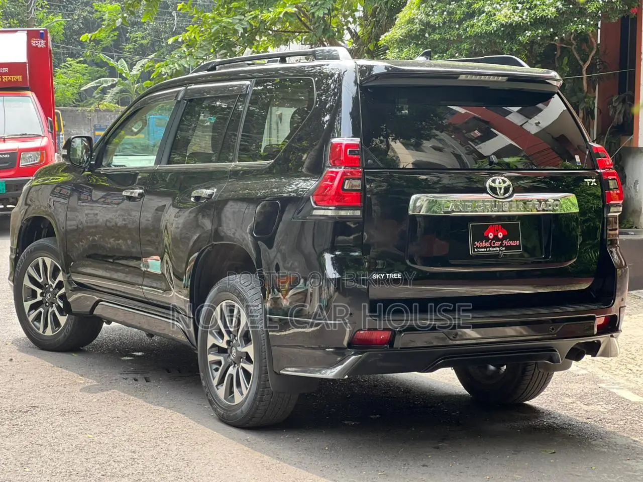Toyota Land Cruiser Prado 4.0 Petrol TX-L 2022 Black