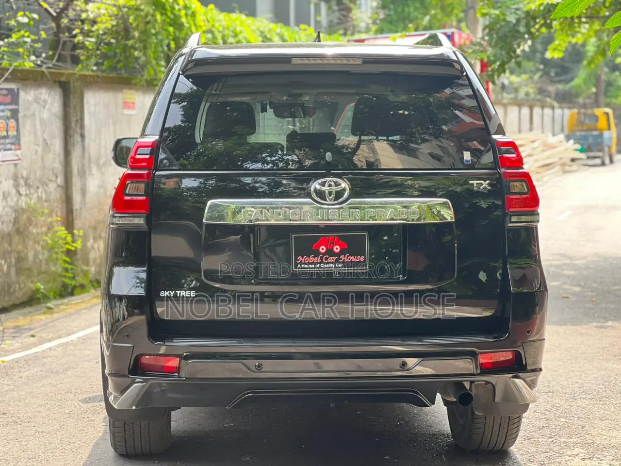 Toyota Land Cruiser Prado 4.0 Petrol TX-L 2022 Black